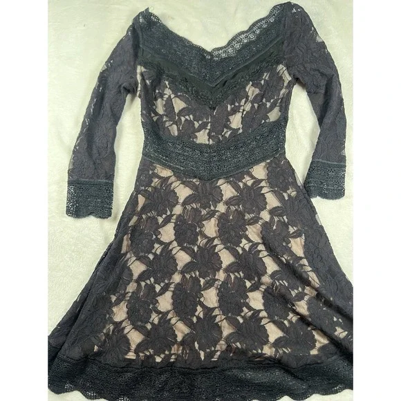 Free People Lacey Affair Lace Cutout Mini Dress in Black Size XS RETAIL $168 - Picture 13 of 15